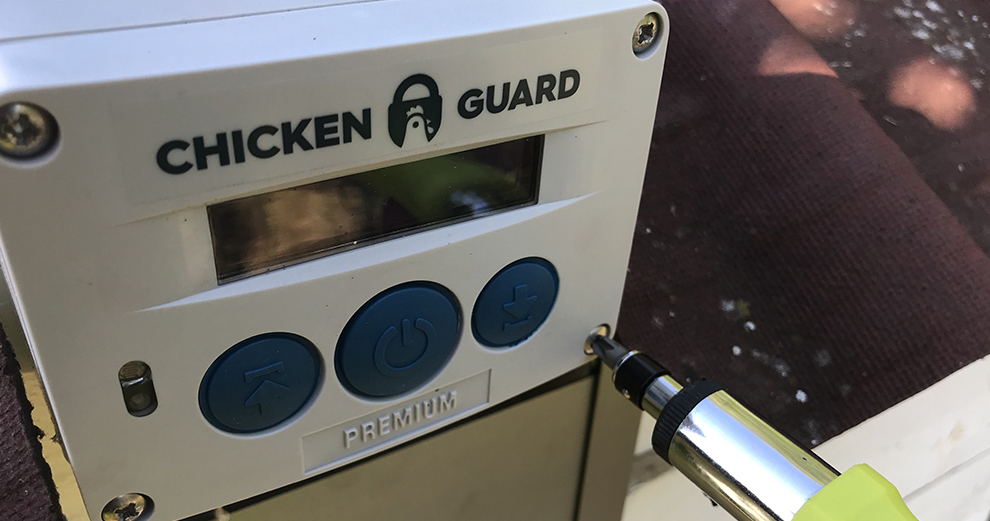 chicken-guard-vis-boitier